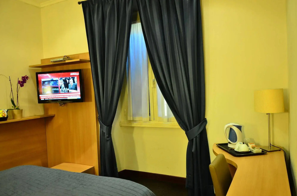 Residenza Cola Di Rienzo - Suite In Rome