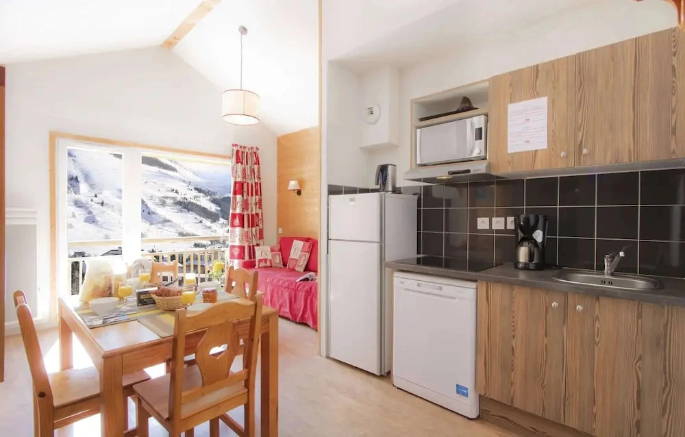 Apartment in French Alps for All Group Sizes