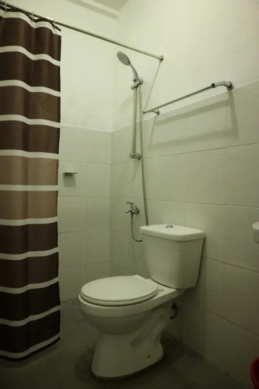 Anniesville Condotel
