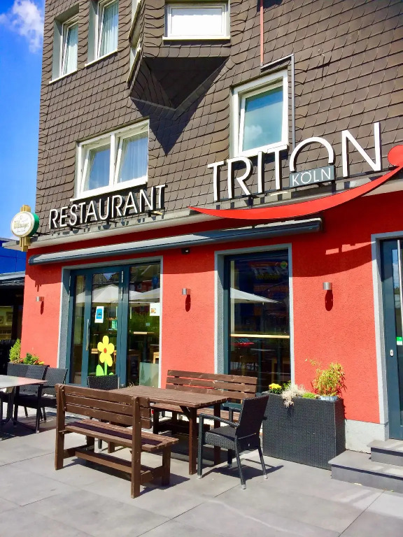 Hotel Triton