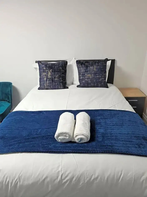 WNS Apartments Canary Wharf