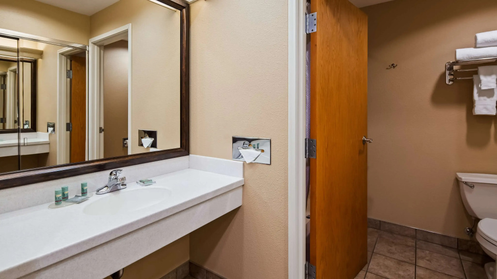 Best Western Lodge at Rivers Edge