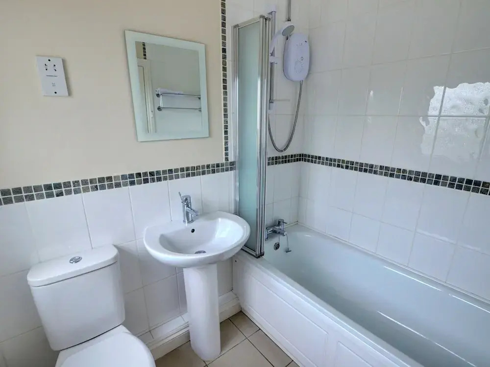 Quaint Holiday Home in Bwlch-y-groes With Garden