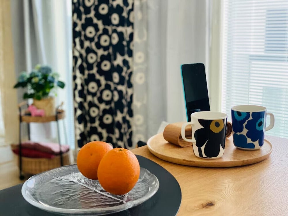 Modern 1BR Apt in Mall of Tripla