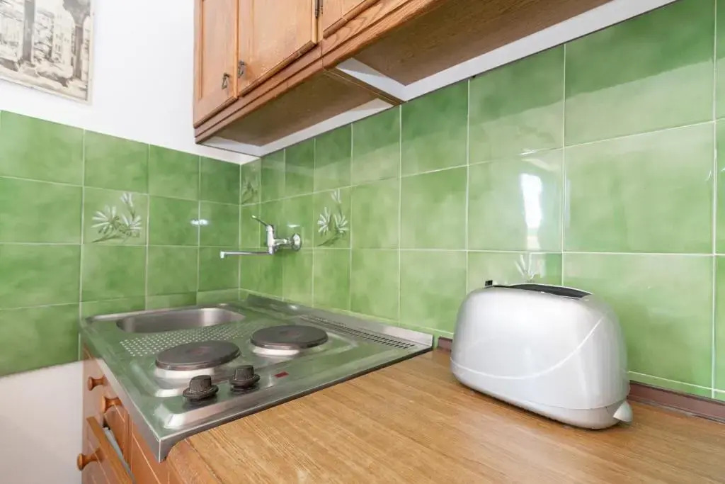 Charming 1-bedroom Apartment Sonia, Sleeps 4