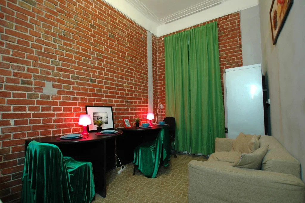 Come&Sleep Hostel