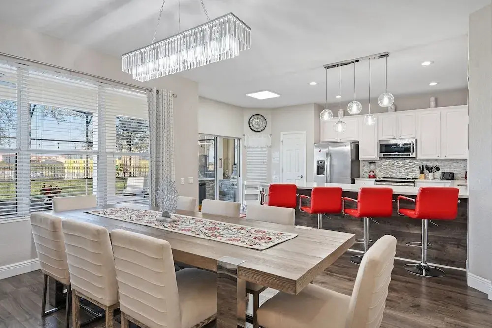 6bd/4ba Private Pool Avengers Game Room