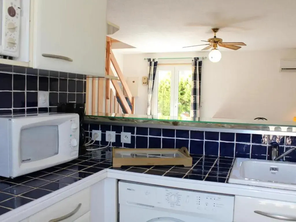 Maison Gruissan, 3 pièces, 6 personnes - FR-1-229-486