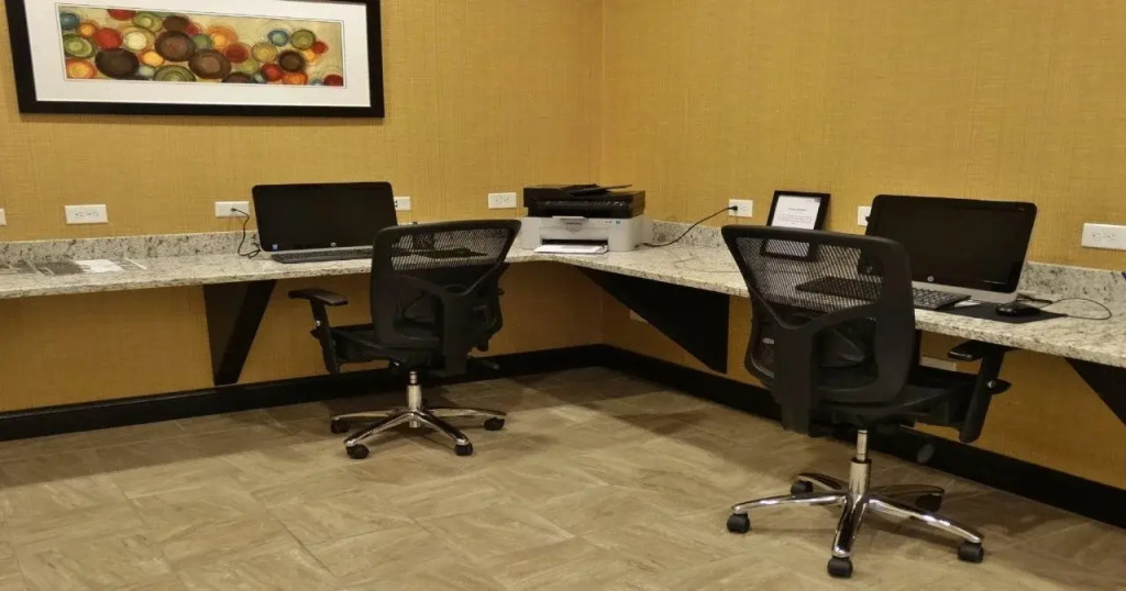 Holiday Inn Express and Suites Montgomery by IHG
