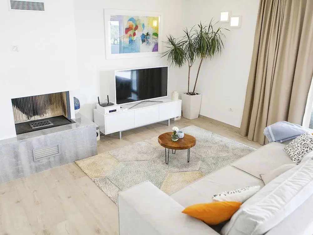 Modern Villa in Kaštel Novi With Private Pool