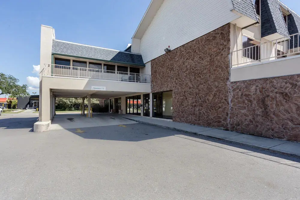 Econo Lodge