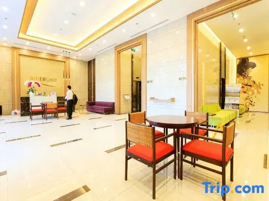 SOHO Suites - Saigon Central, 5-Min-To-Bui Vien Street