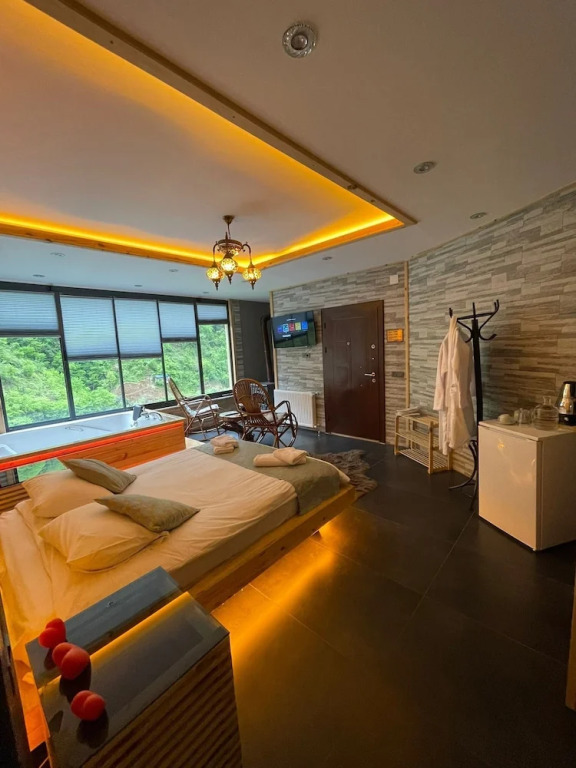 HiraBungalov