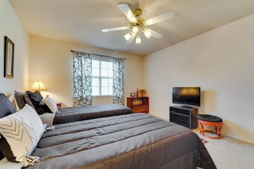 9 Mi to Texas Tech: Home w Fenced Yard in Lubbock