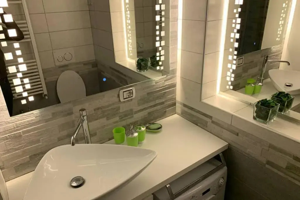 New Modern Apartament Near Rho Fiera Milano