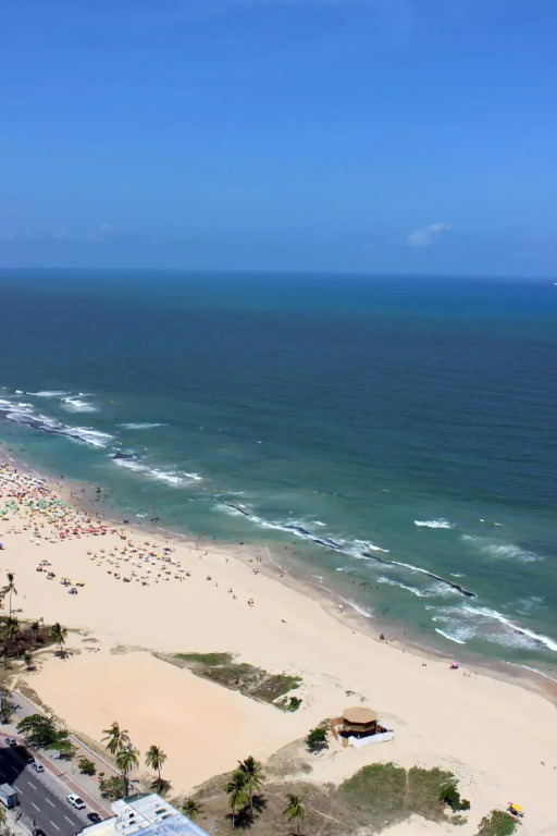 FLAT BEIRA MAR-BEACH CLASS EXECUTIVE-Família