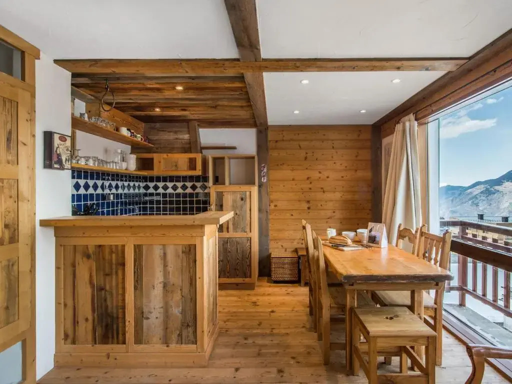 Appartement Courchevel 1650, 1 pièce, 4 personnes - FR-1-563-19