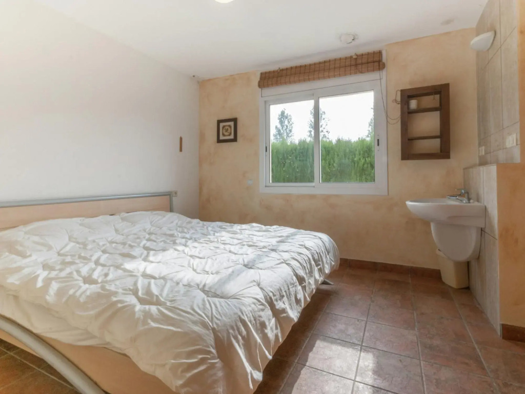 Fantastic holiday home for 14 persons in Sant Pere Pescador with private pool