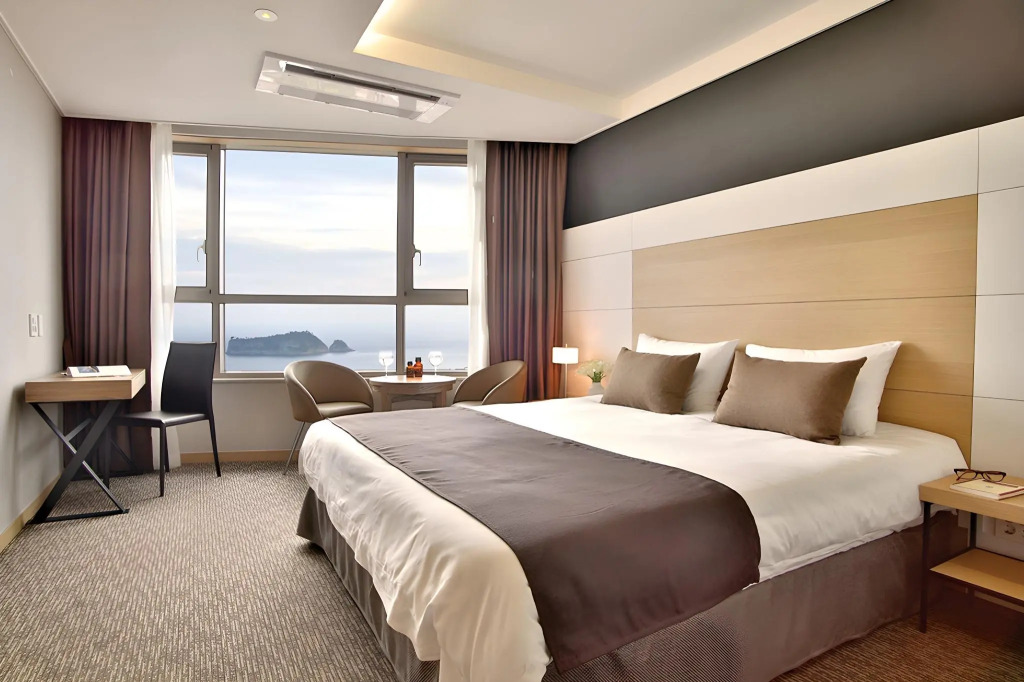 Eastern Hotel Jeju