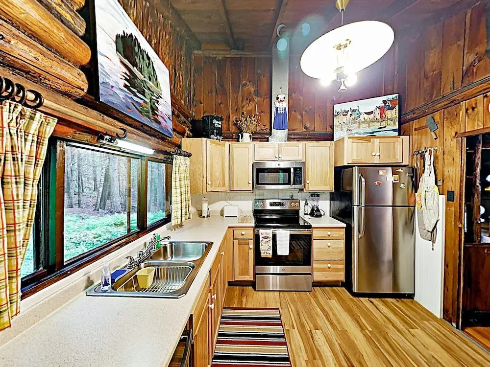 New Listing! Sprucewold W/ Bay-view Veranda 3 Bedroom Cottage
