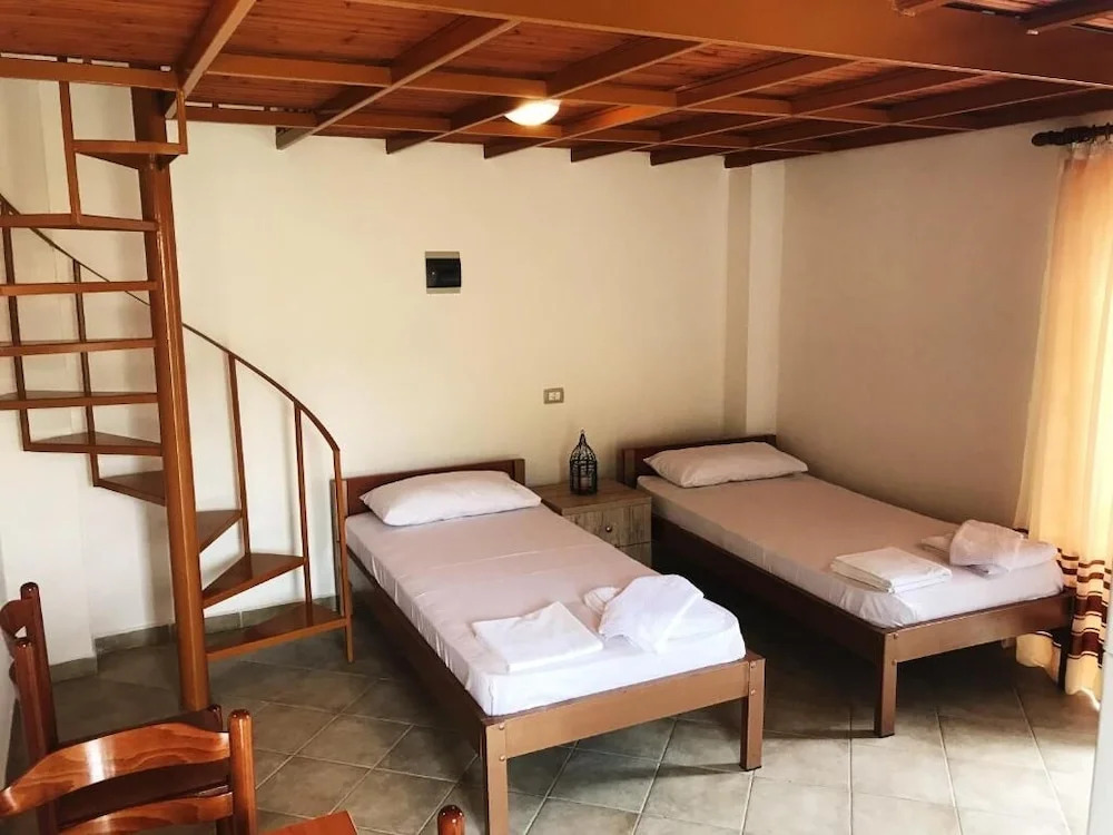Flutura Duplex Apartments Lungomare