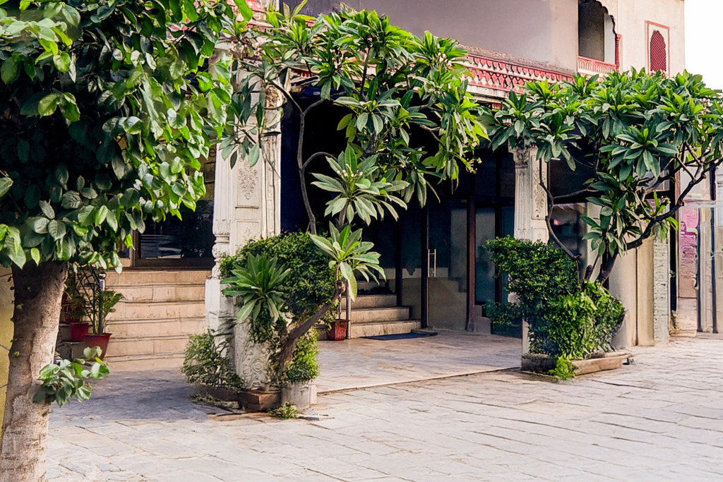 Townhouse Chandpole Metro Station Formerly Hotel Raghuraj Palace