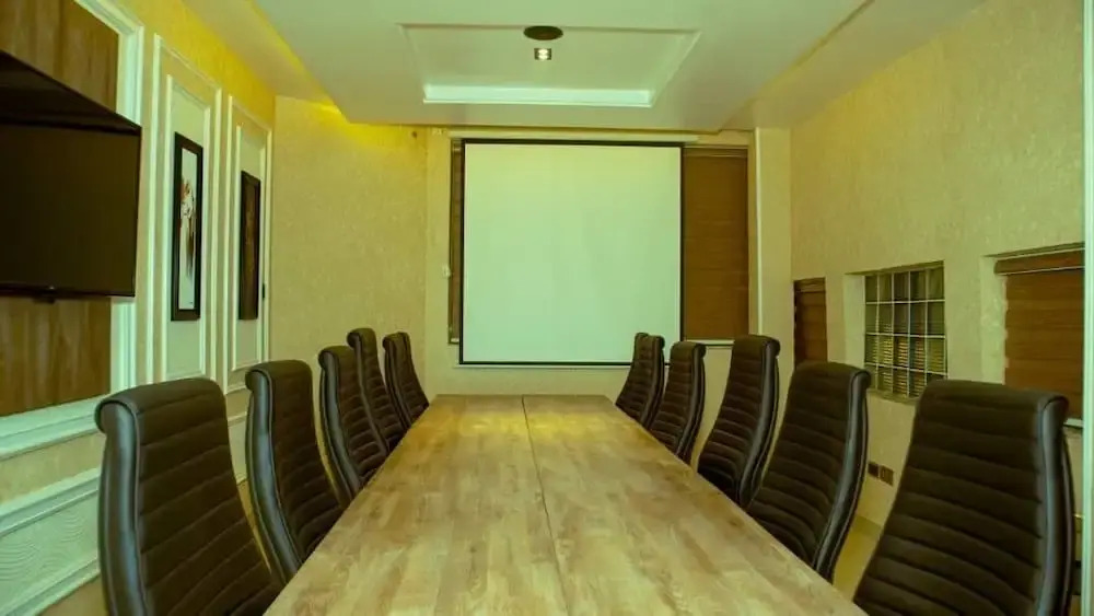 TN MAX LUXURY HOME