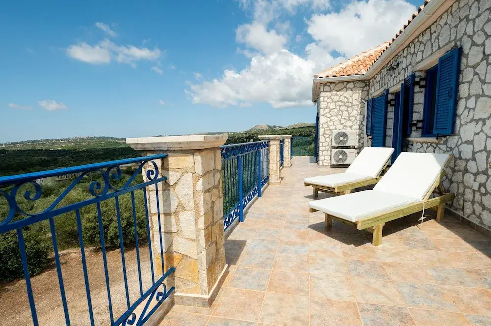 Stone House in olive Grove - former Denis Stone Villa