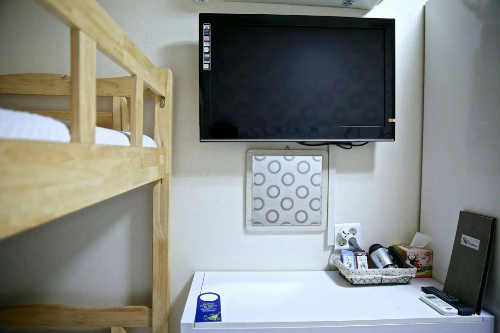 Tomo Residence