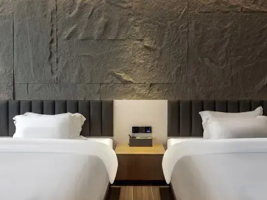 Silent Space Homestay