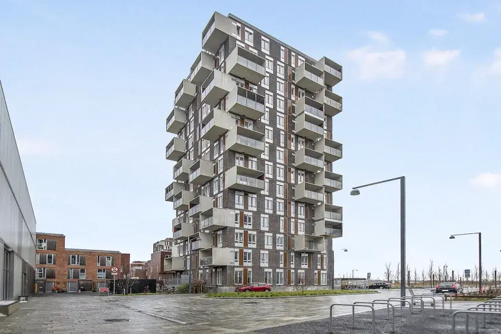 Two-bedrooms Apartment With Amazing View and Sunny Balcony Next to Royal Arena