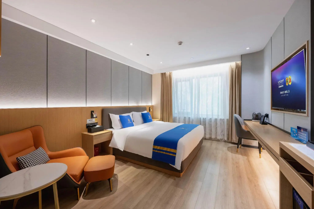 Super 8 Hotel (Beijing Sanlitun Taikoo Li Tuanjiehu Subway Station)
