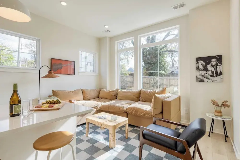 Stunning New Build in East Nash Minutes to Broadway The Stage by Avantstay