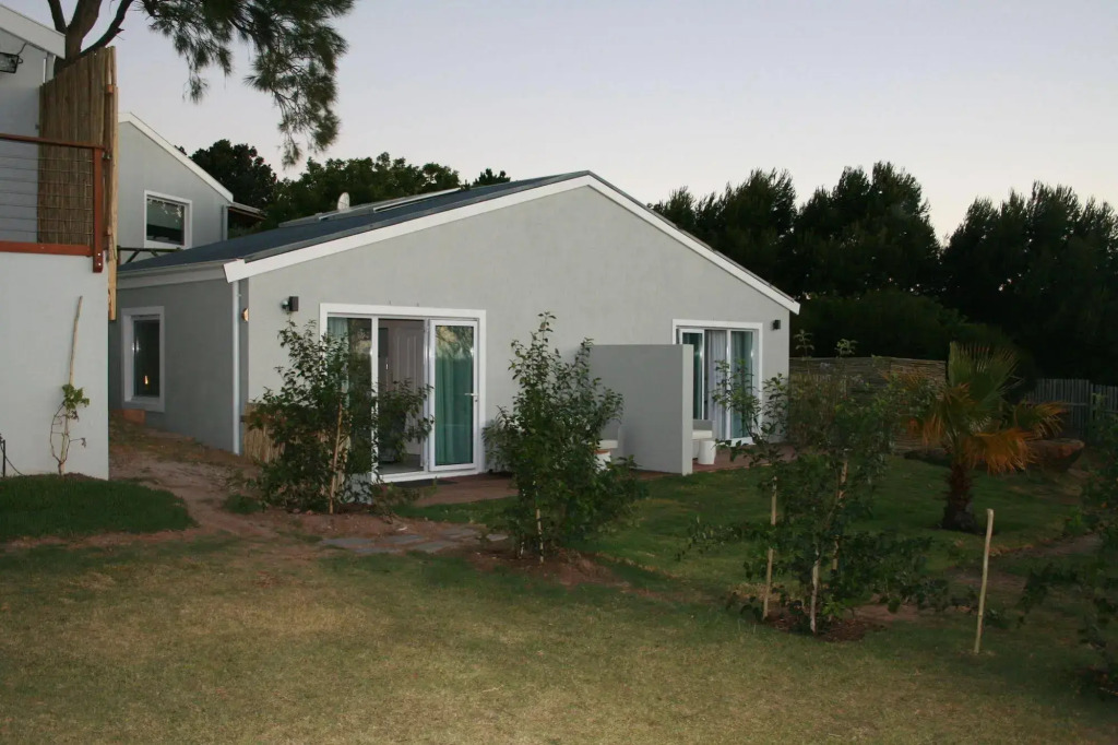 African Queen Guest House
