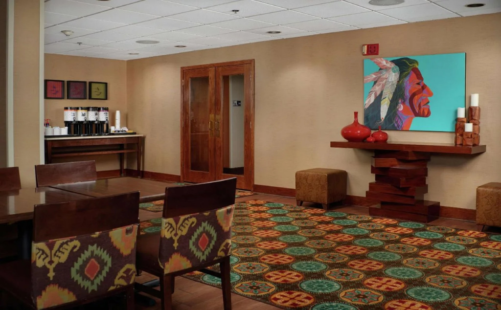 Clarion Pointe Cherokee