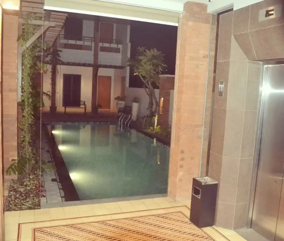 Hotel Parangraja