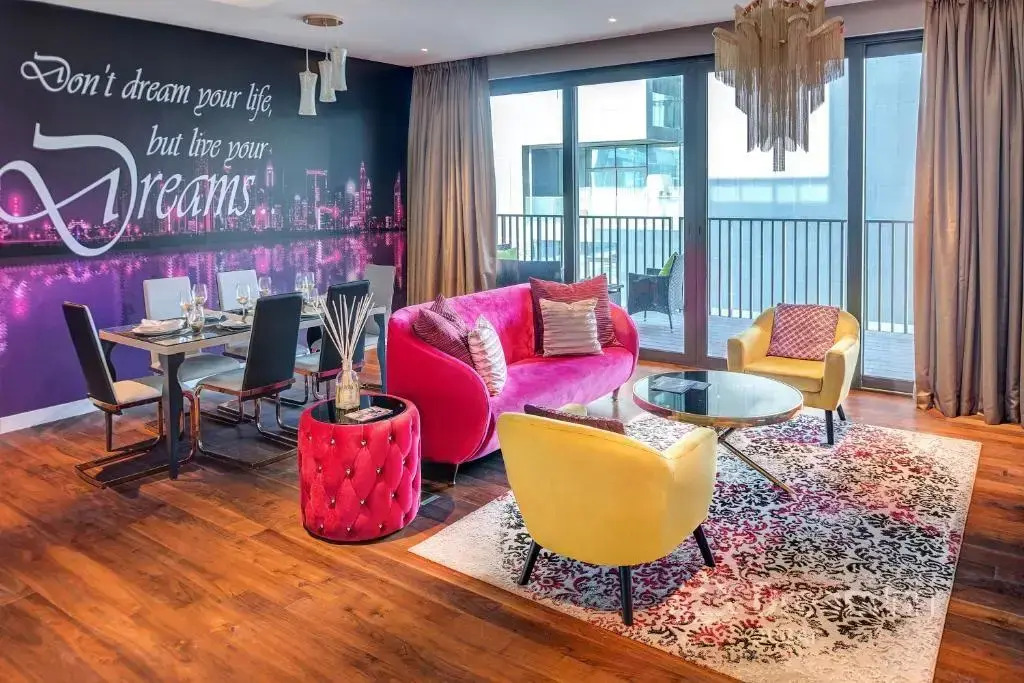Dream Inn Apartments - City Walk Urban Lifestyle