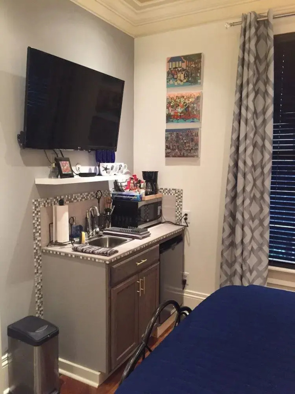John Thomas Bed and Bath