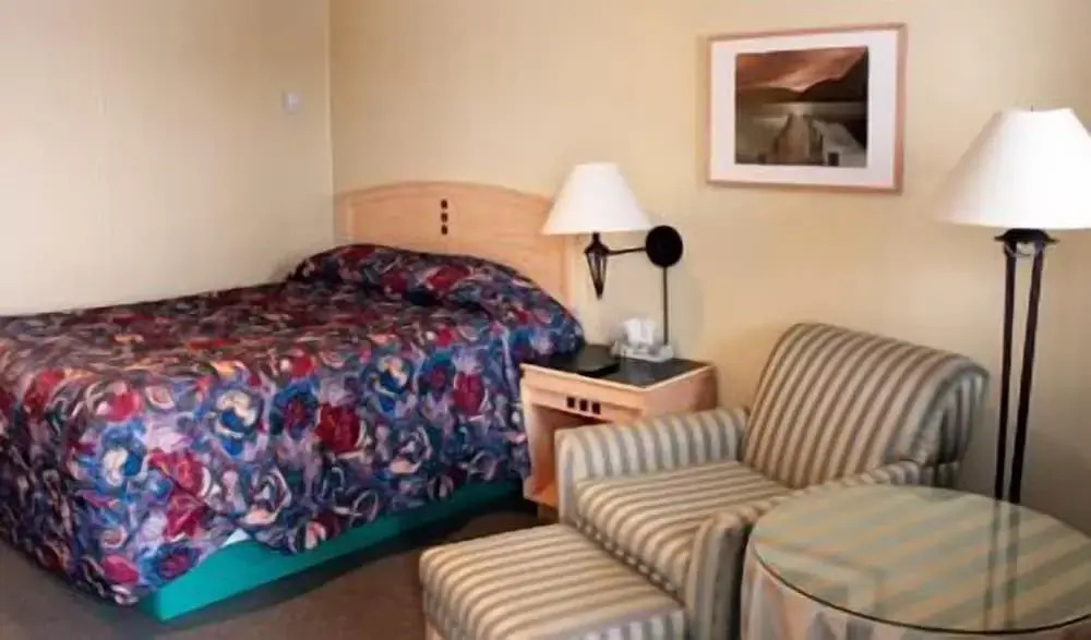 Woodland Motor Inn