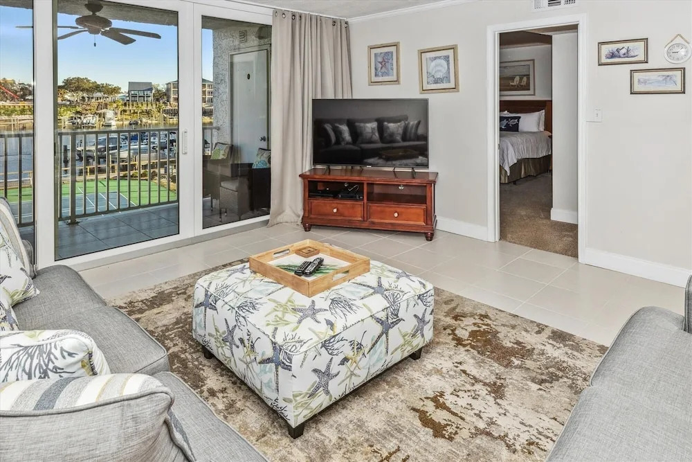 Dolphin Point 303a is a Cute 2 BR Overlooking the Harbor by Redawning