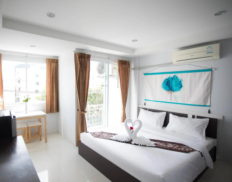 Bad Boys Guesthouse Patong