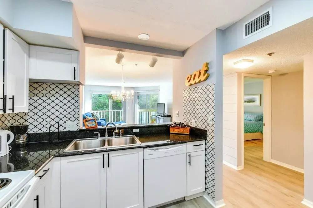 Walk to Beach: Home w/ Porch on Anna Maria Island!