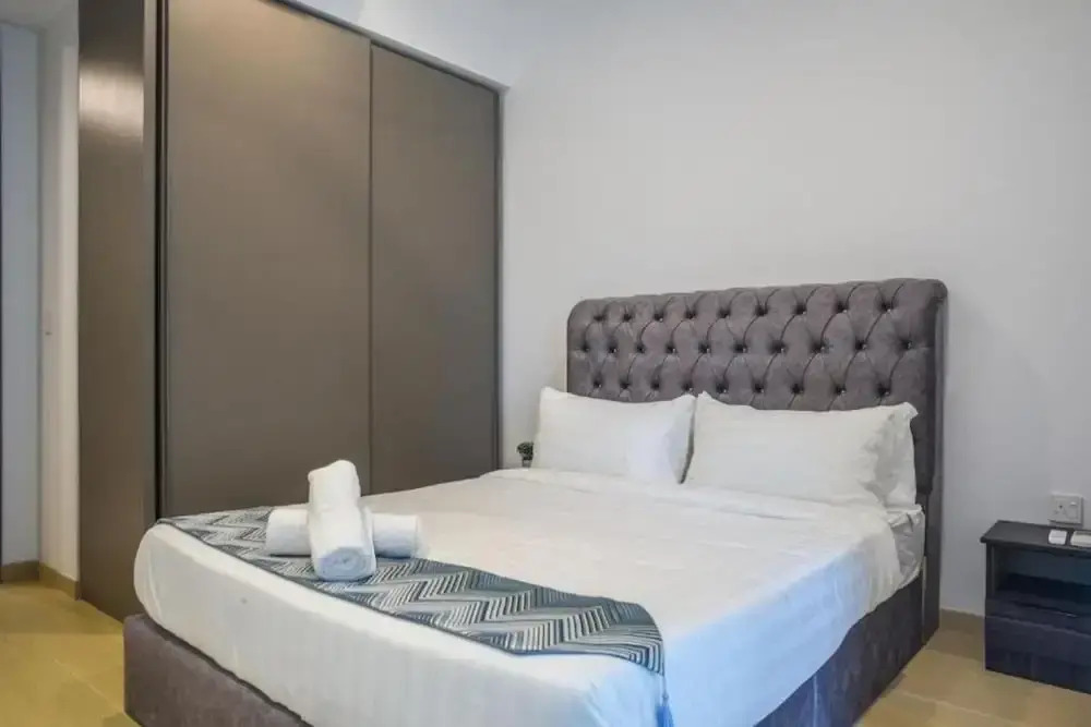 MOONWAY SUITES At EATON KLCC
