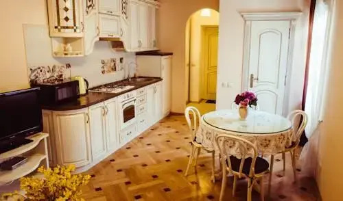 Apartments Lux in city center Lviv