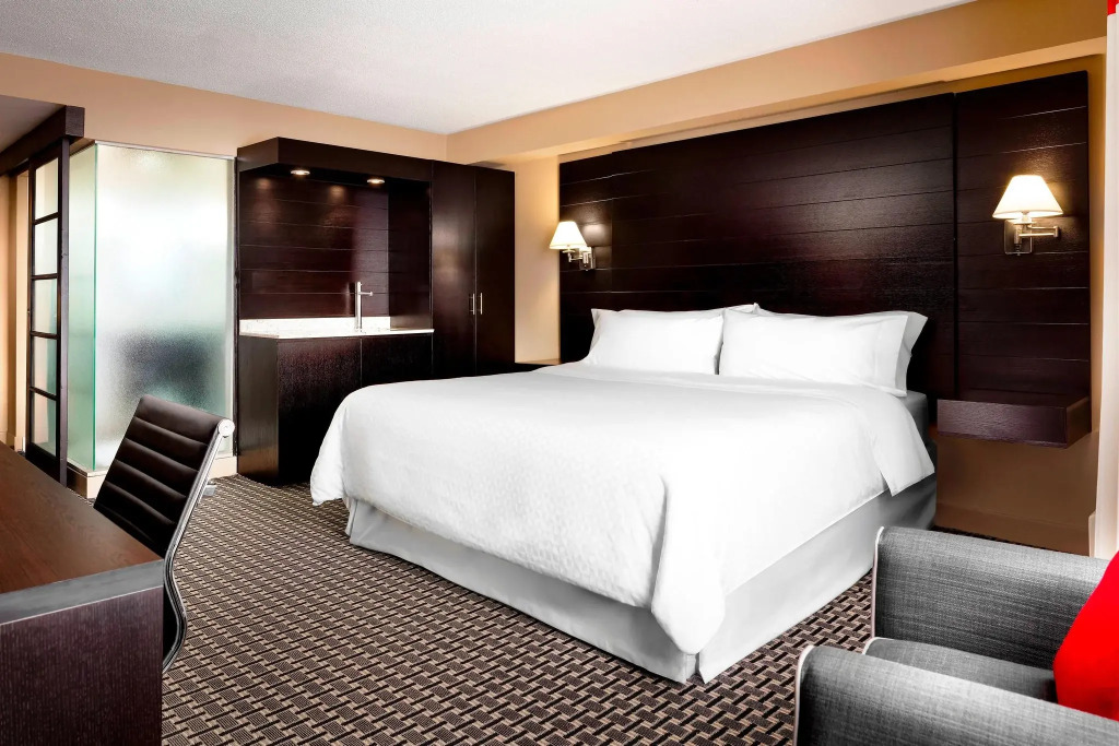 Four Points by Sheraton Mississauga Meadowvale