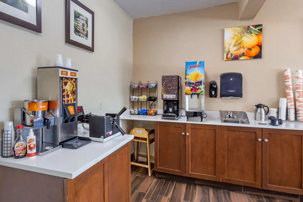 Comfort Inn Rockford near Casino District