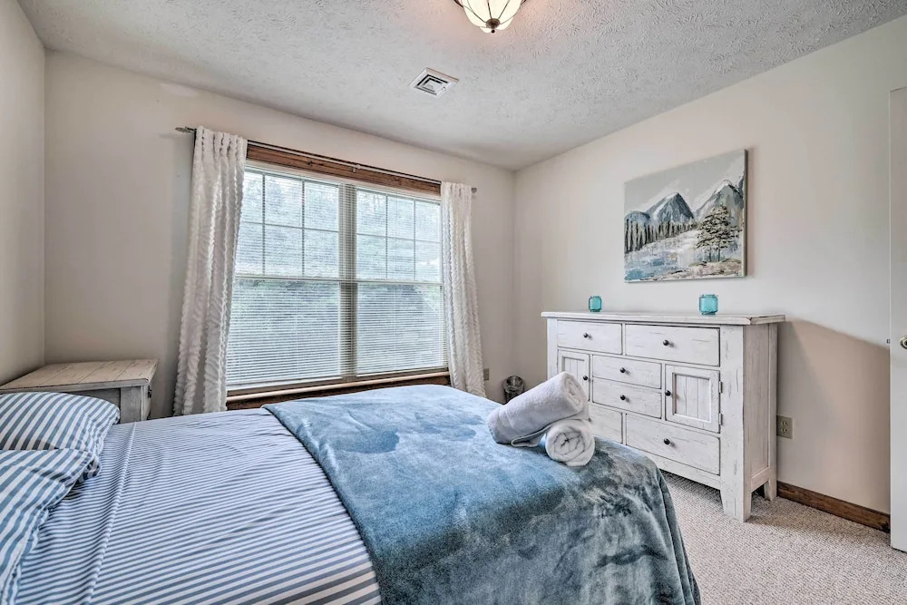 Tannersville Townhome, Near Camelback Mtn!