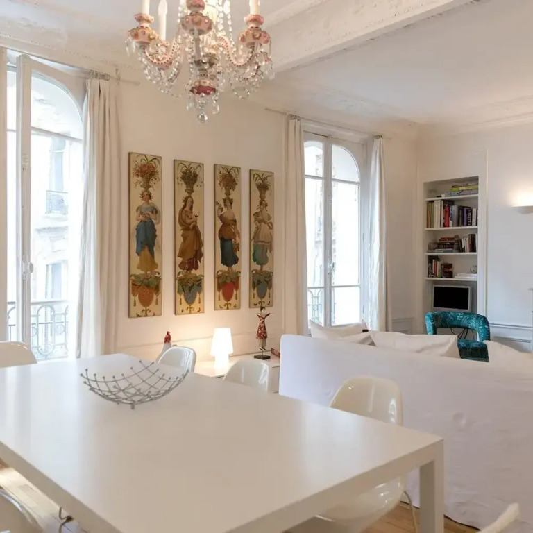 White Sacr I Beautiful 2-bedroom in Montmartre