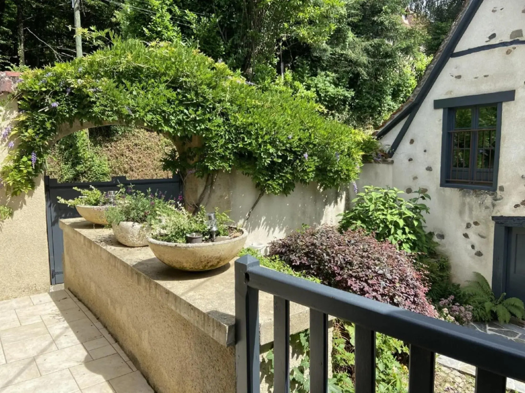 Charming 1930s Home in Altillac