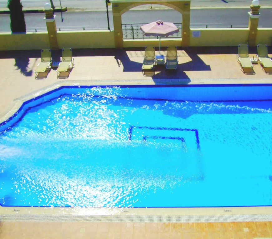 Antonios Hotel